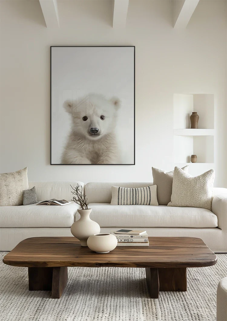 Niedlicher Eisbär-Welpe Flauschiges Weißes Fell Sanfter Blick Porträt-Gemälde