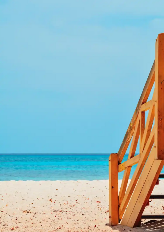Verlaten Strand Houten Trap Turquoise Zee Zomer Canvas Schilderij
