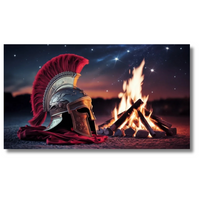 Romeinse helm bij Campfire - Historische nachtscène op canvas