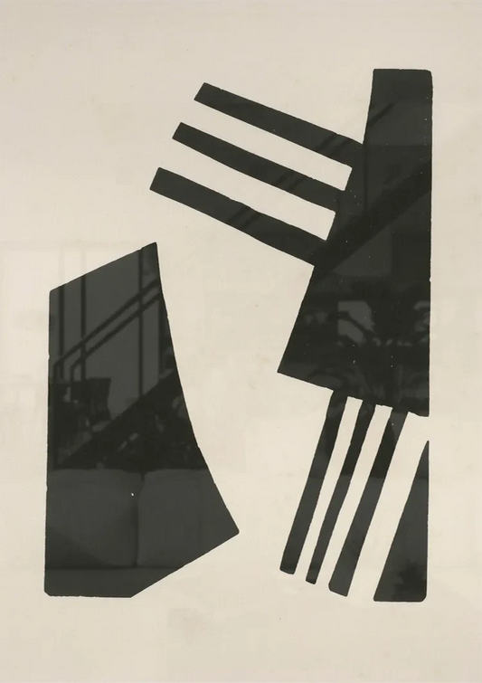 Zwarte geometrische vormen canvas schilderij boven het bed in de slaapkamer