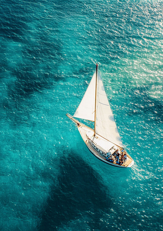 Wit Zeilboot Turquoise Zee Bovenaanzicht Zomers Zeegezicht Canvas Schilderij