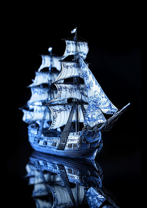 Delfts Blauw Zeilschip Porselein Donkere Achtergrond Schilderij