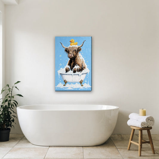 Hooglander in bad canvas schilderij aan de muur in de badkamer boven het bad