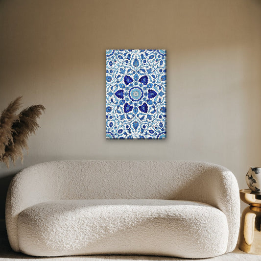 Iznik koepelpatroon canvas schilderij aan de muur boven de bank in de woonkamer