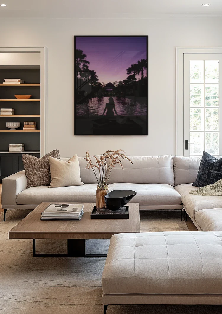 Frauensilhouette am Pool Lila Dämmerung mit Palmen Gemälde