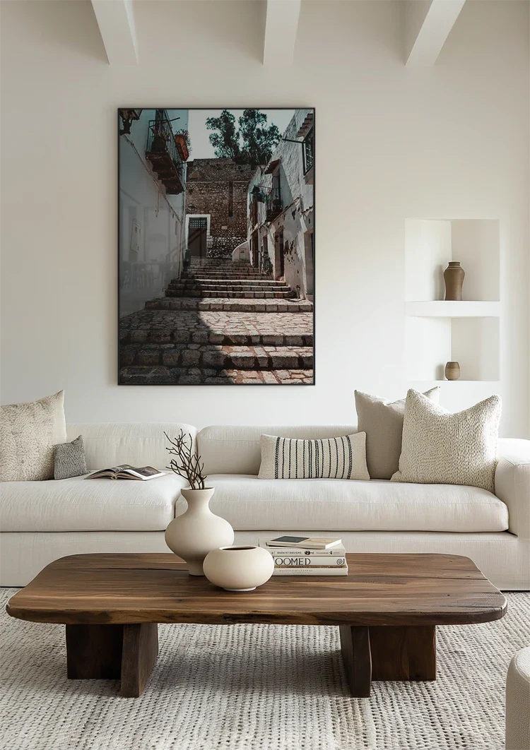 Oude Keienstenen Trap tussen Witte Mediterrane Gebouwen Schilderij