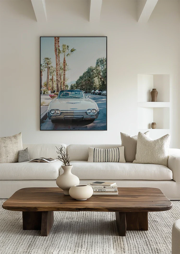 Weißes Vintage-Auto, Palmen, sonnige Straße, Retro-Gemälde
