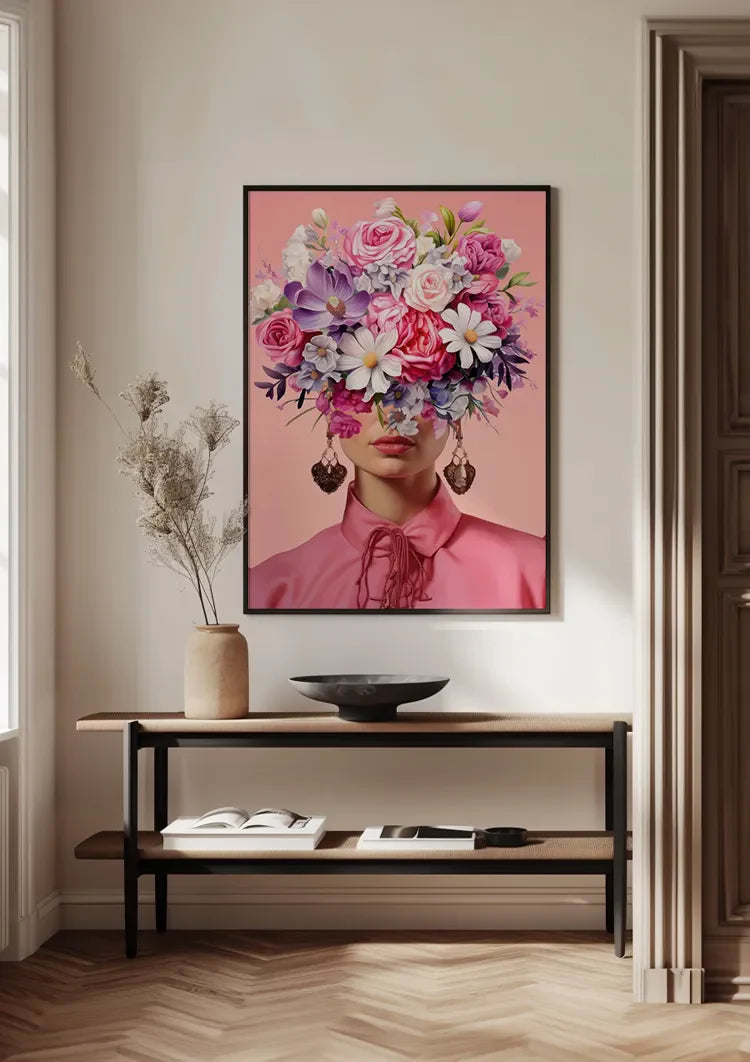 Frau mit Rosa Blumenstrauß auf Rosa Hintergrund Leinwandbild