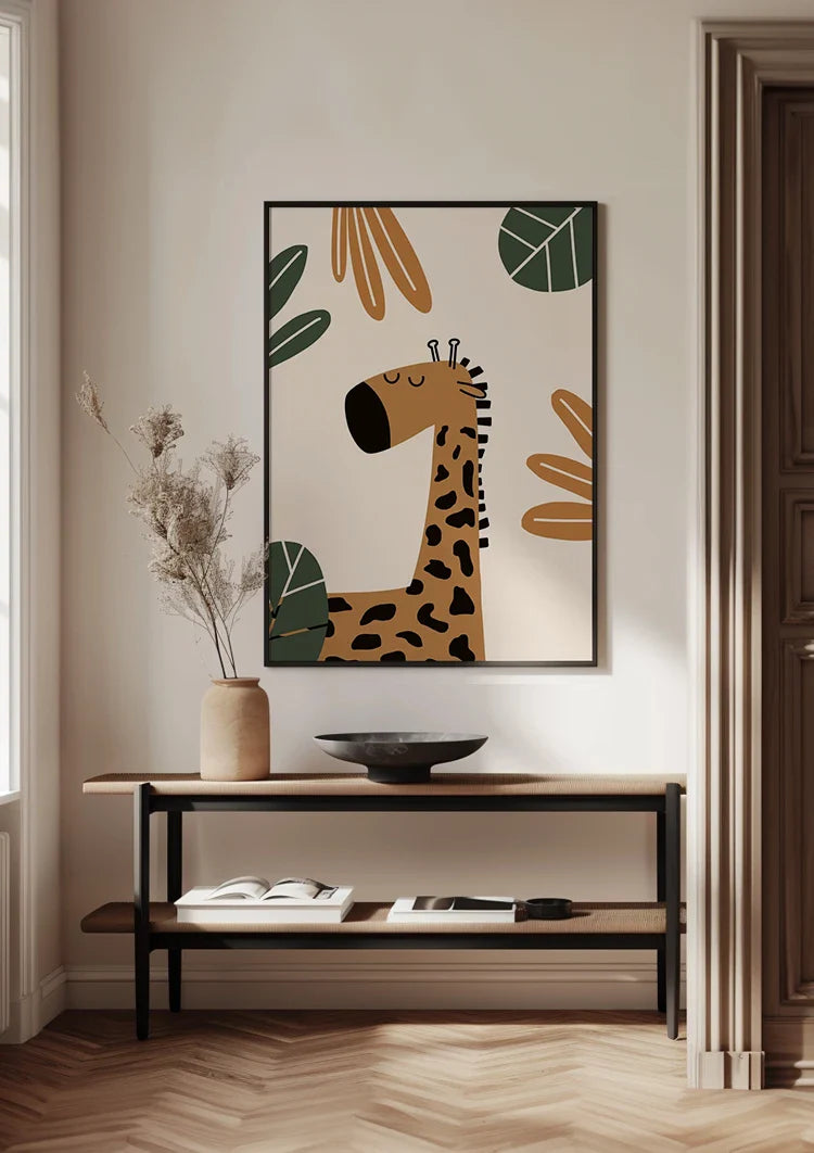 Niedliche Giraffe Geschlossene Augen Tropische Blätter Erdtöne Kinderzimmer Bild