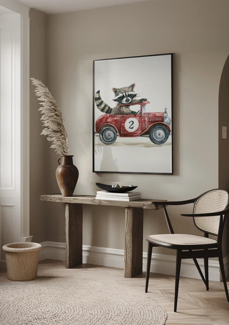Niedliches Waschbär Rotes Vintage-Rennwagen Kinderzimmer Wandbild