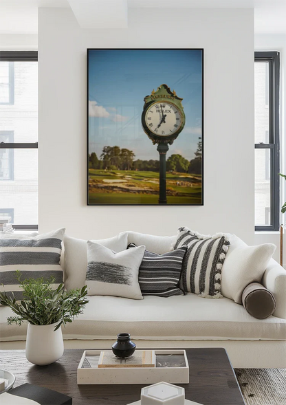 Elegante Straatklok Gouden Details Blauwe Lucht Luxe Schilderij
