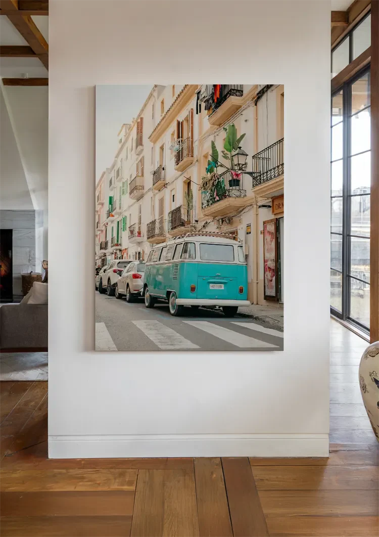 Vintage Turquoise Volkswagen Bus Mediterraans Straatbeeld Retro Schilderij