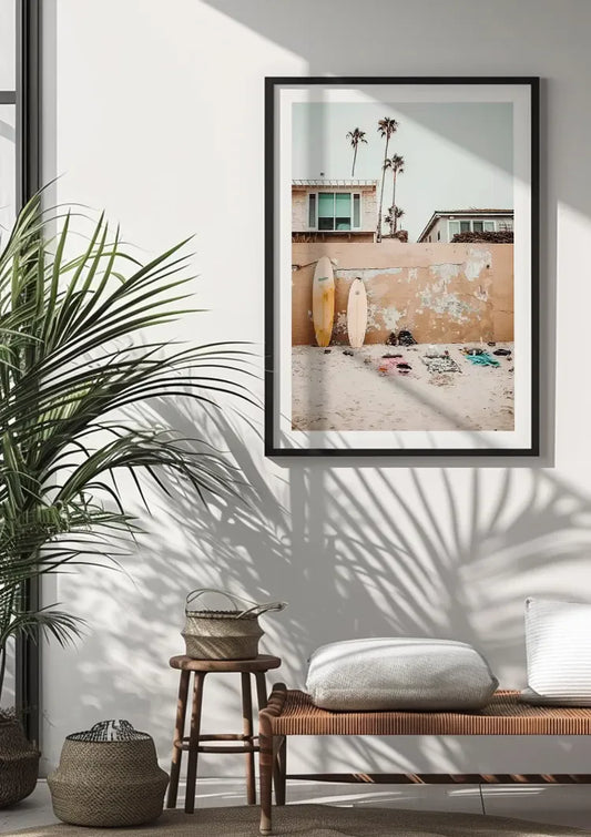 Surfplanken met palmbomen canvas schilderij aan de wand in de hal