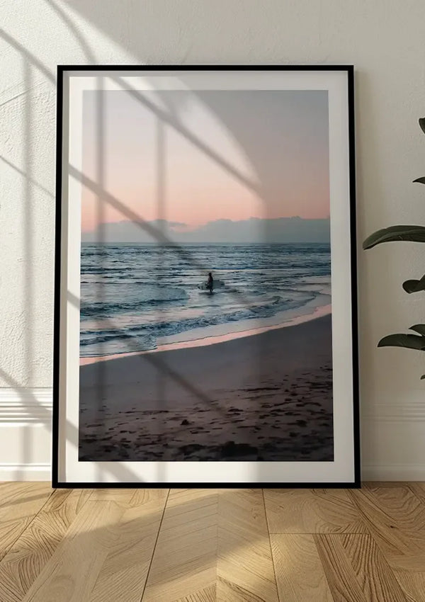 Surfer Zonsondergang Strand Oceaan Roze Lucht Schilderij