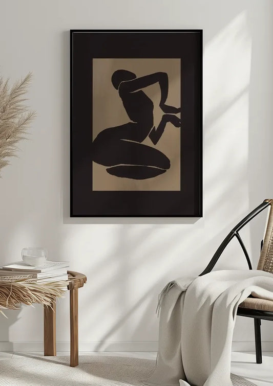 Vrouwensilhouet canvas schilderij aan de muur in de hal