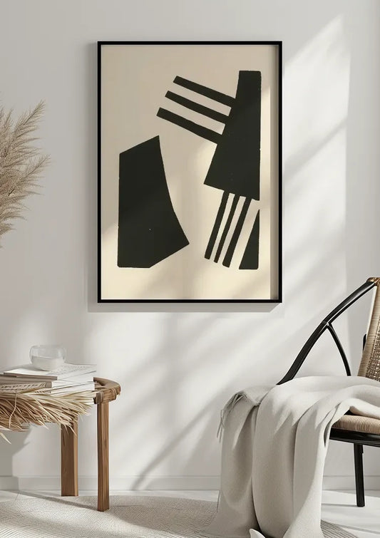 Zwarte geometrische vormen canvas schilderij aan de wand in de hal