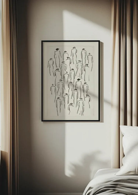 Menigte met hoeden canvas schilderij hangt aan de muur in de lichte hal