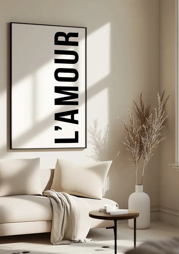 L'AMOUR Text Typografie Vertikale Buchstaben Schwarz Weiß Minimalistisches Gemälde