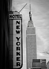 Empire State Building Hotel New Yorker Nowy Jork czarno-biała fotografia obraz na płótnie
