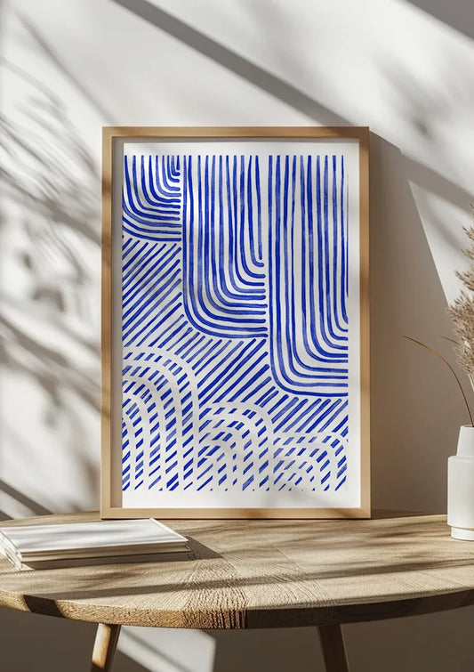 Blauwe Golvende en Rechte Lijnen Witte Achtergrond Abstract Canvas Schilderij