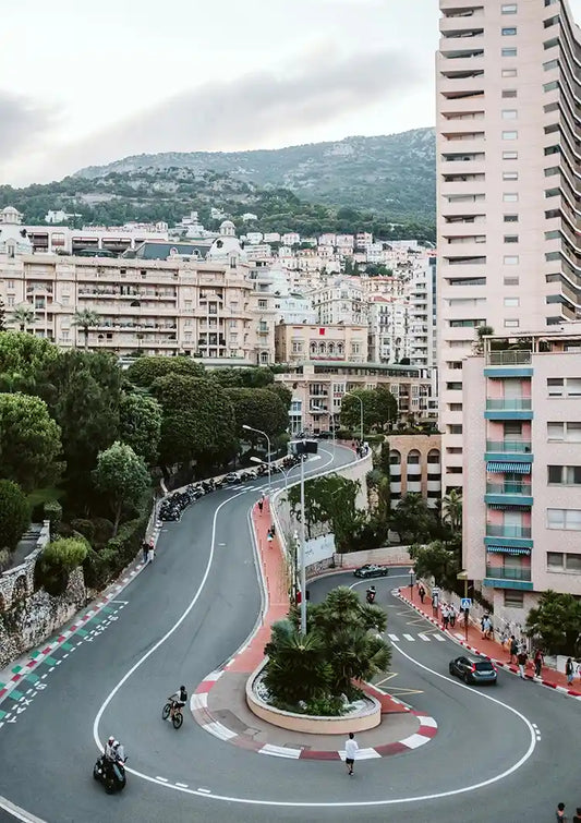 Monaco Grand Prix haarnaaldbocht canvas schilderij in blauwe en groene tinten, luchtfoto