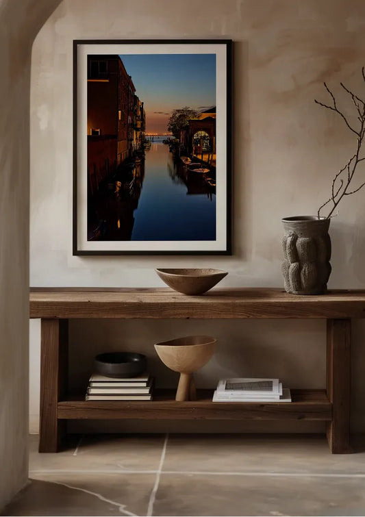 Sonnenuntergang über venezianischem Kanal mit goldener Spiegelung Gemälde