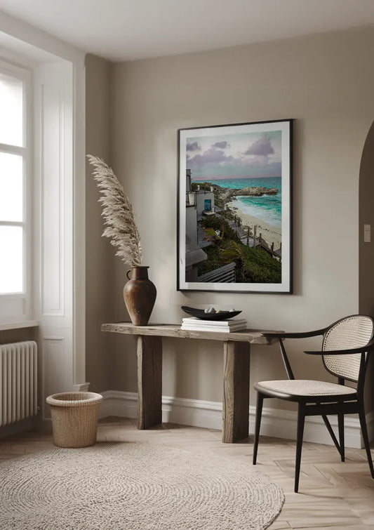 Rotsachtige Kustlijn met Turkoois Zeewater en Zandstrand Canvas Schilderij
