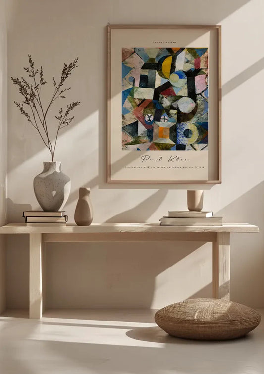 Gele maansikkel van Paul Klee canvas schilderij als sfeervol accent in de hal