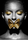 Golden Butterfly Frau Porträt Schwarz-Weiß-Gemälde