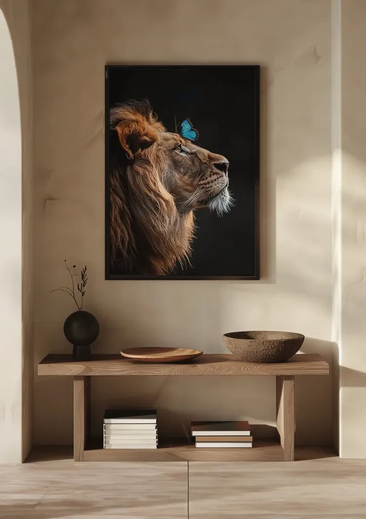 Majestueuze Leeuw Blauwe Vlinder Hoofd Donkere Achtergrond Koninklijk Schilderij