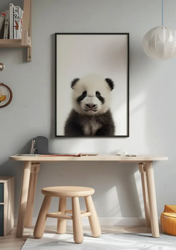 Niedlicher Pandabär Große Augen Schwarz-weißes Fell Spielerisches Porträt Gemälde