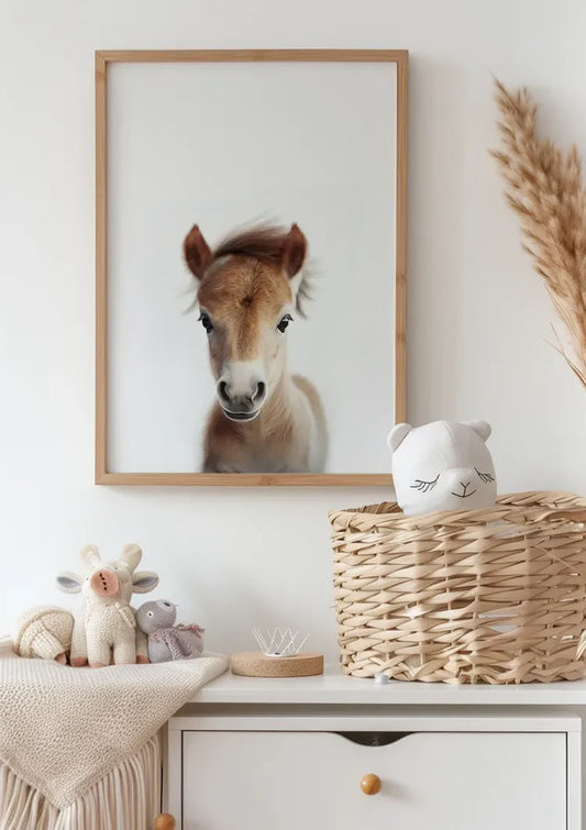 Schattig Veulen Bruine Vacht Grote Ogen Witte Neus Zacht Portret Canvas Schilderij