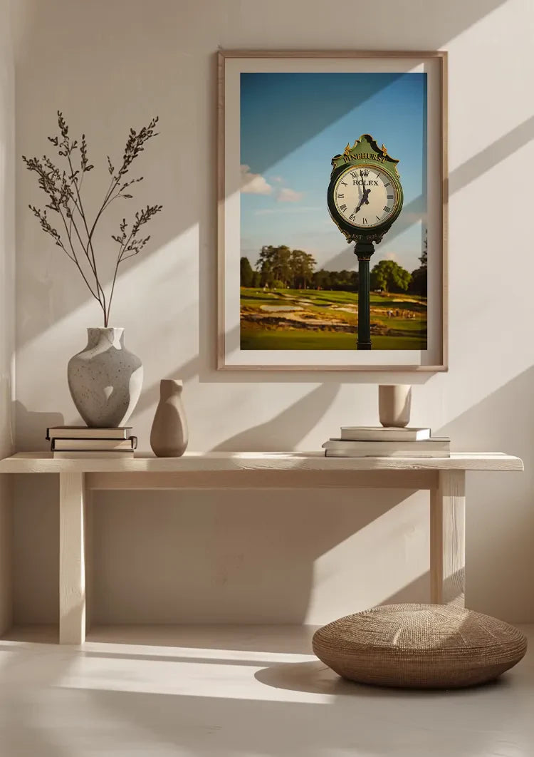 Elegante Straatklok Gouden Details Blauwe Lucht Luxe Schilderij