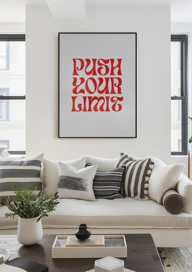 "Push Your Limit" Rot Verformte Typografie Motivation Weißer Hintergrund Gemälde