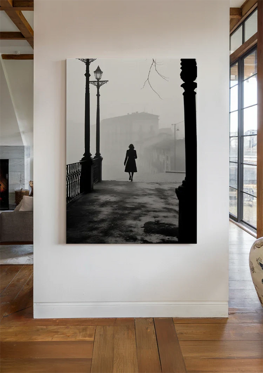 Eenzame vrouw op de brug canvas schilderij aan de muur in de hal