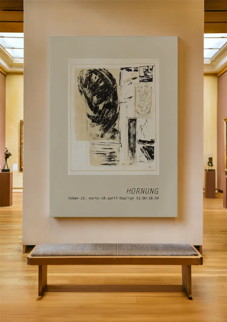 Abstrakt-Expressionistisches Werk mit Text, Beigefarbener Hintergrund, Gemälde