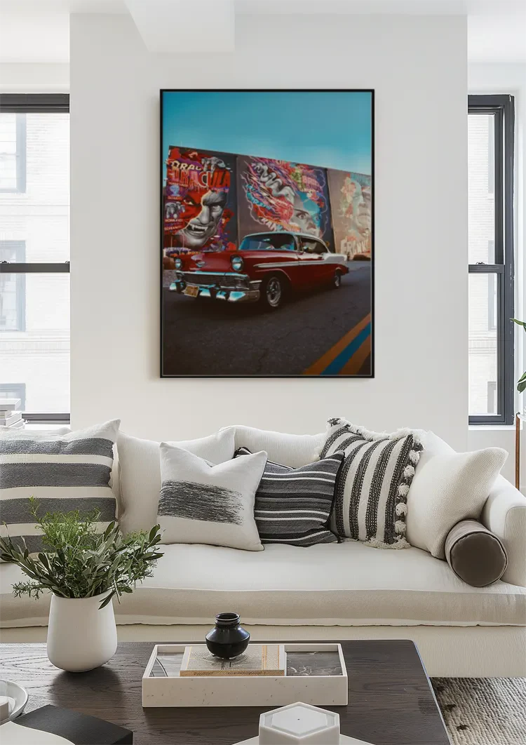 Klassisches rotes amerikanisches Auto Buntes Streetart-Wandgemälde
