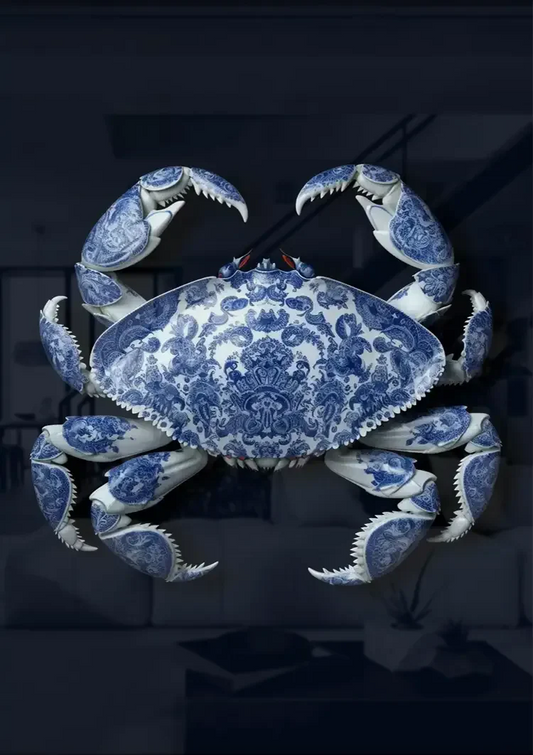 Delfts blauw krab canvas schilderij aan de muur boven het bed in de slaapkamer