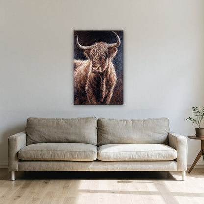 Hooglander portret in olieverf canvas schilderij aan de muur boven de bank in de woonkamer