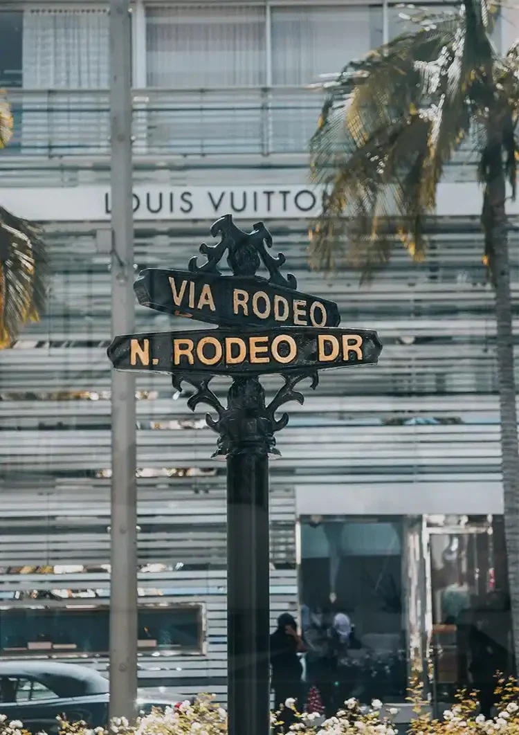 Rodeo Drive Straßenschild Via Rodeo Beverly Hills Luxusgeschäfte Sonnige Atmosphäre Gemälde