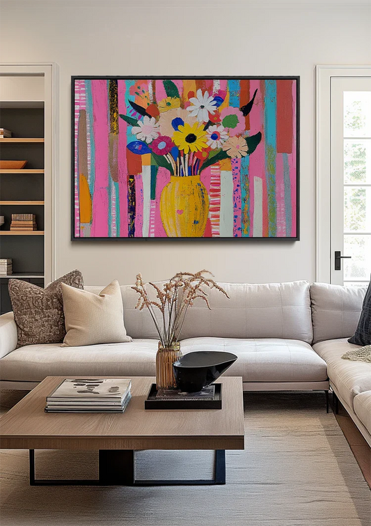 Bloemen canvas schilderij aan de muur boven het bed in de slaapkamer