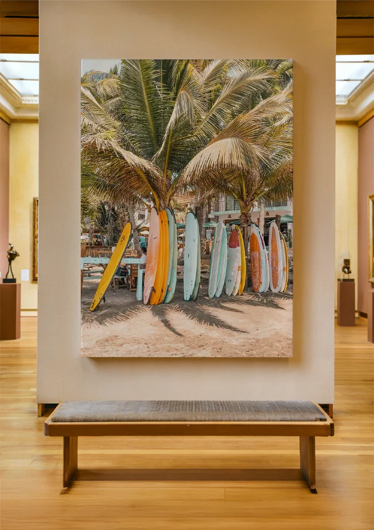 Kleurrijke Surfplanken Palmboom Tropisch Strand Schilderij