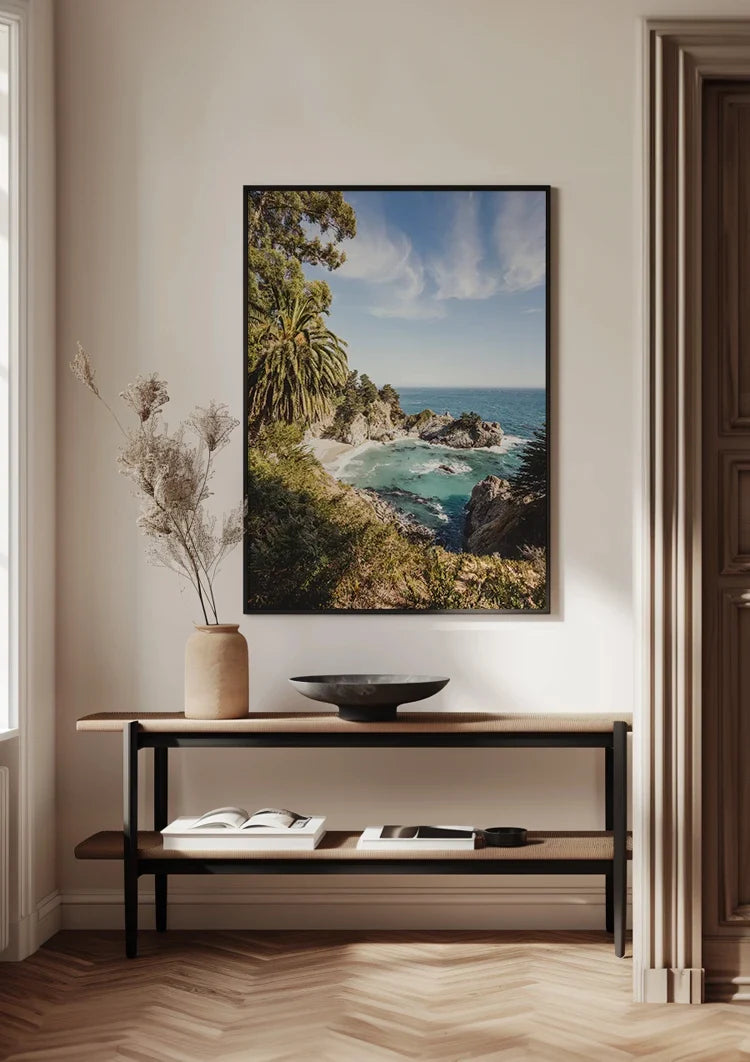 Wilder Küstenabschnitt mit Palmen Wasserfall Türkisfarbene Bucht Gemälde