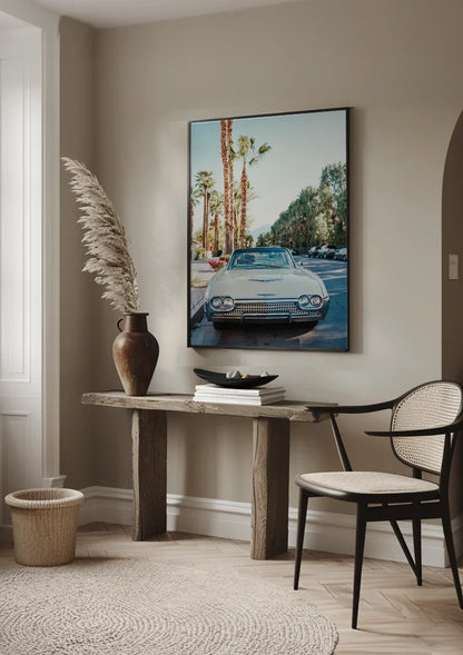 Weißes Vintage-Auto, Palmen, sonnige Straße, Retro-Gemälde