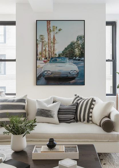 Weißes Vintage-Auto, Palmen, sonnige Straße, Retro-Gemälde
