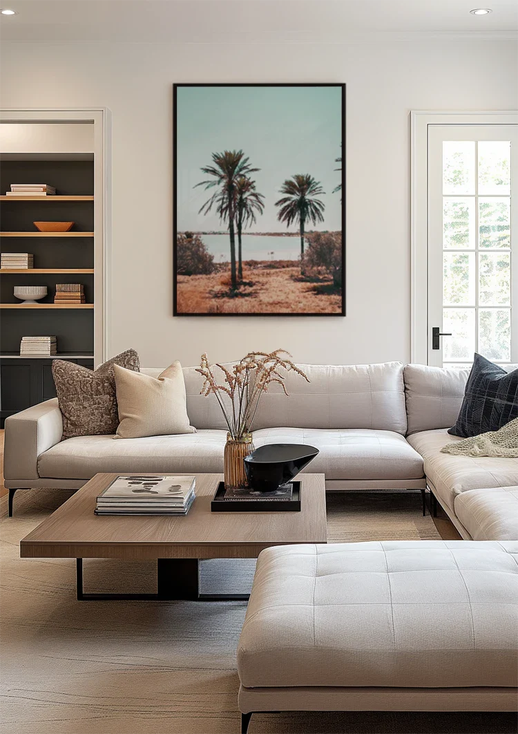 Zwei Palmen vor Pastellblauem Himmel Tropisches Sommergemälde