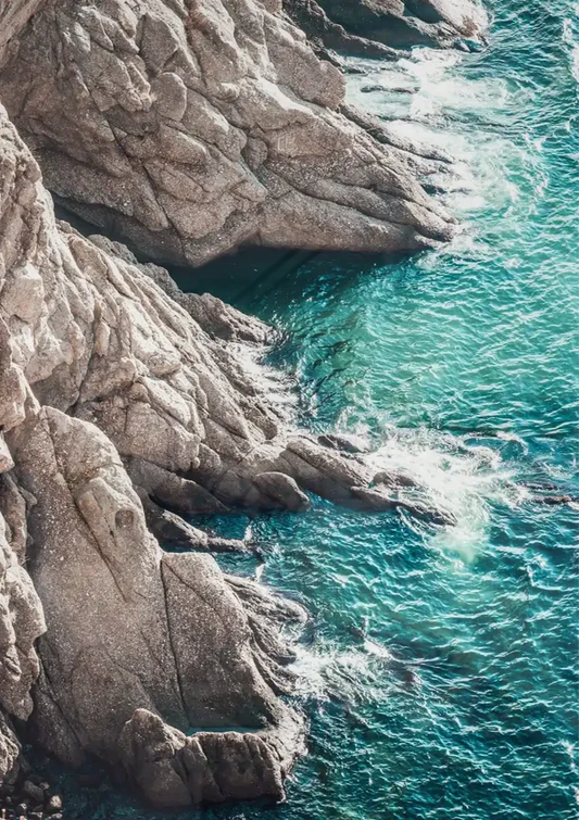 Rotskust Met Turquoise Zee Bovenaanzicht Natuur Canvas Schilderij