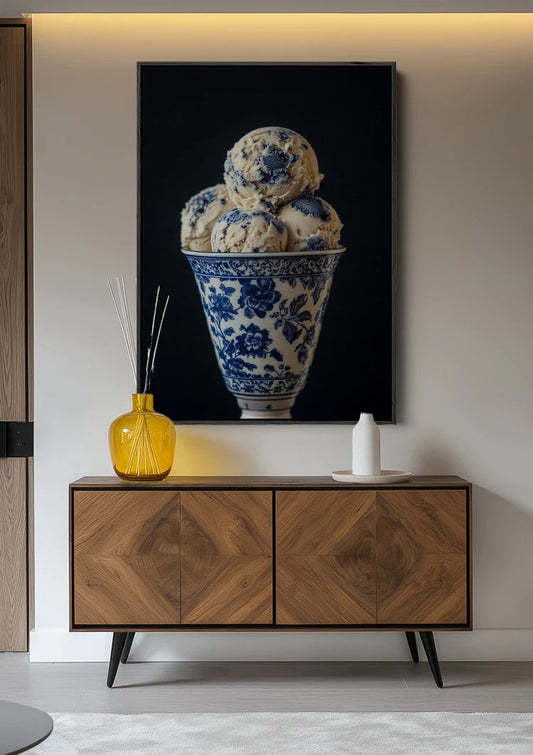 IJshoorn canvas schilderij aan de muur boven het bed in de slaapkamer