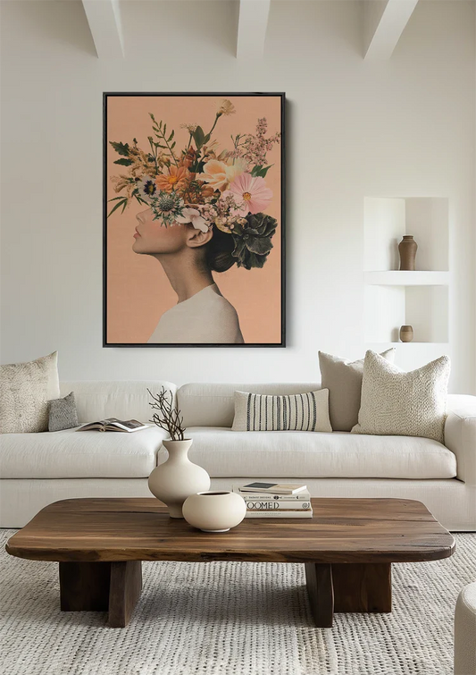 Vrouw met bloemen op hoofd canvas schilderij hangt aan de muur in de hal