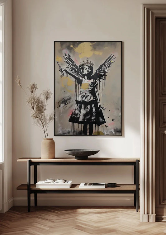 Meisje met Vleugels Kroon en Zwaard Canvas Schilderij